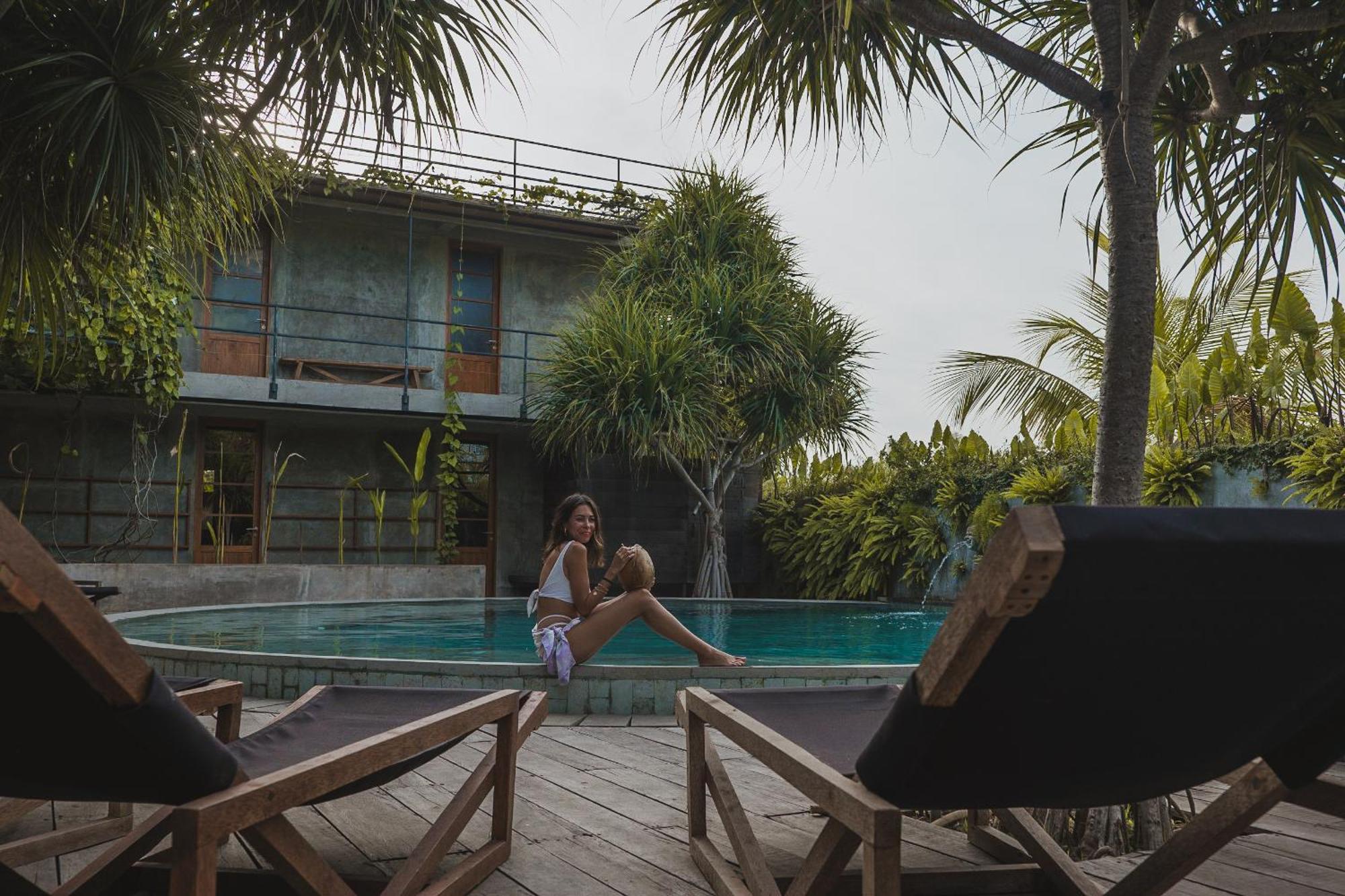 Mangroove Bay Boutique Hostel Banyuwedang Ngoại thất bức ảnh