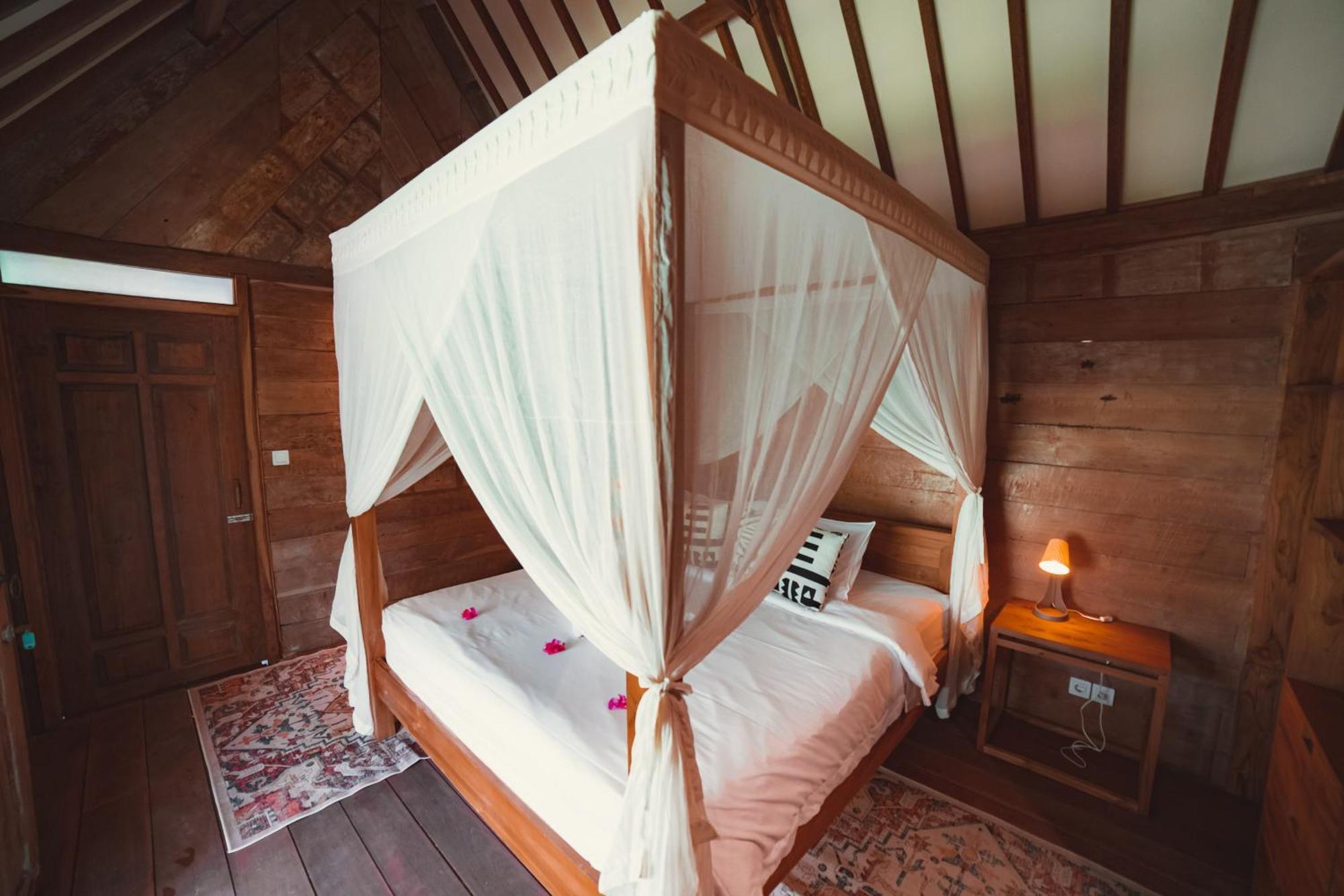 Mangroove Bay Boutique Hostel Banyuwedang Ngoại thất bức ảnh