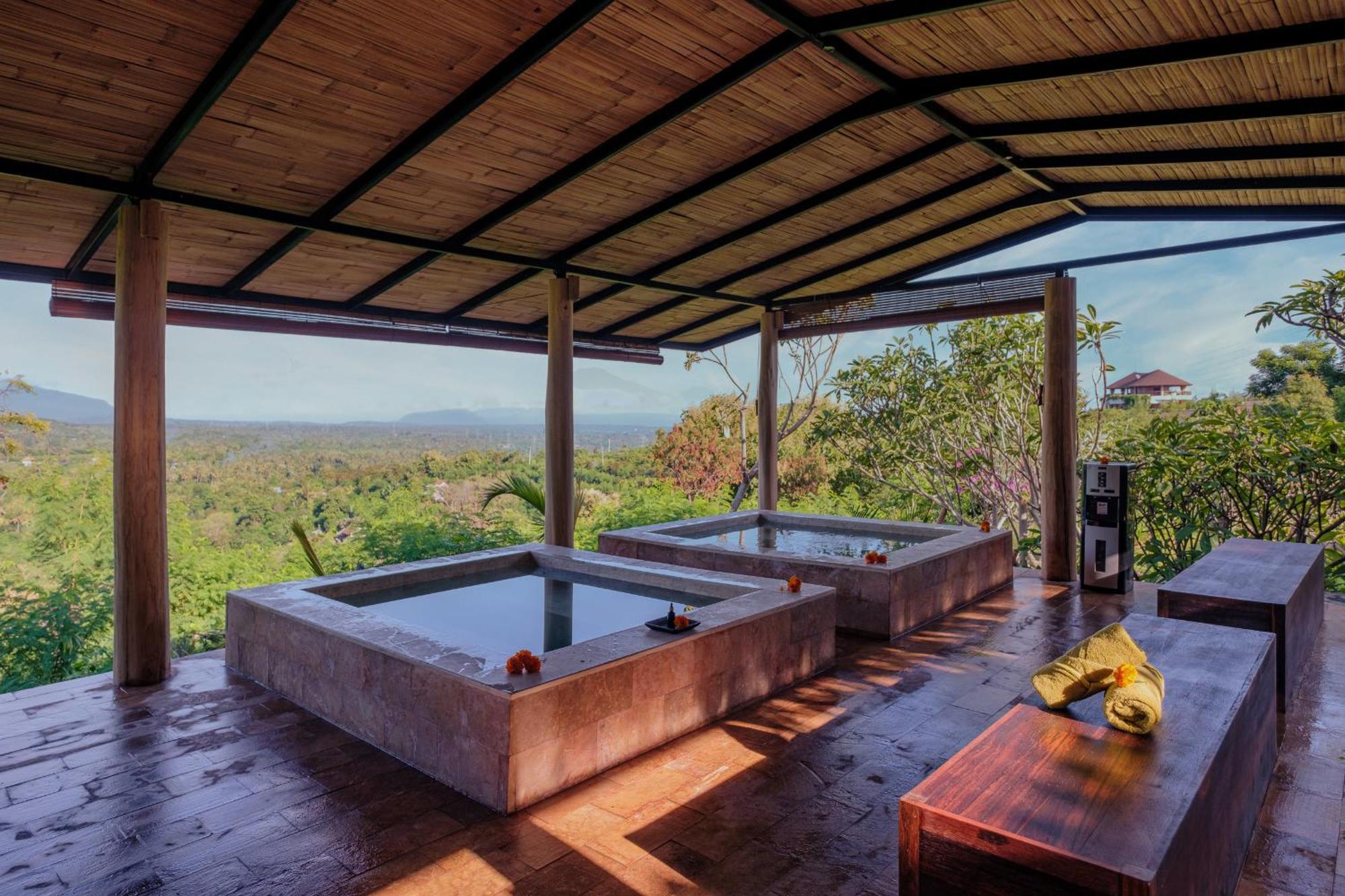 Mangroove Bay Boutique Hostel Banyuwedang Ngoại thất bức ảnh