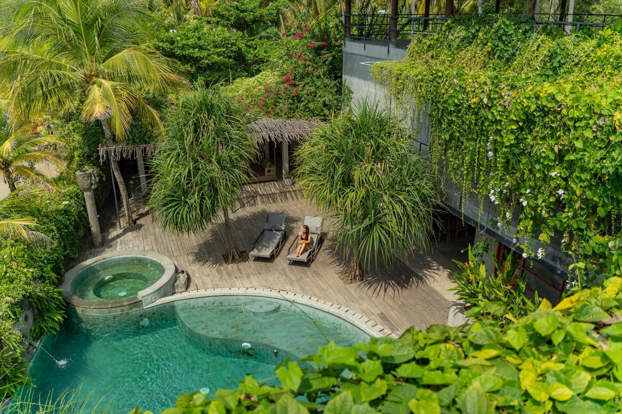 Mangroove Bay Boutique Hostel Banyuwedang Ngoại thất bức ảnh
